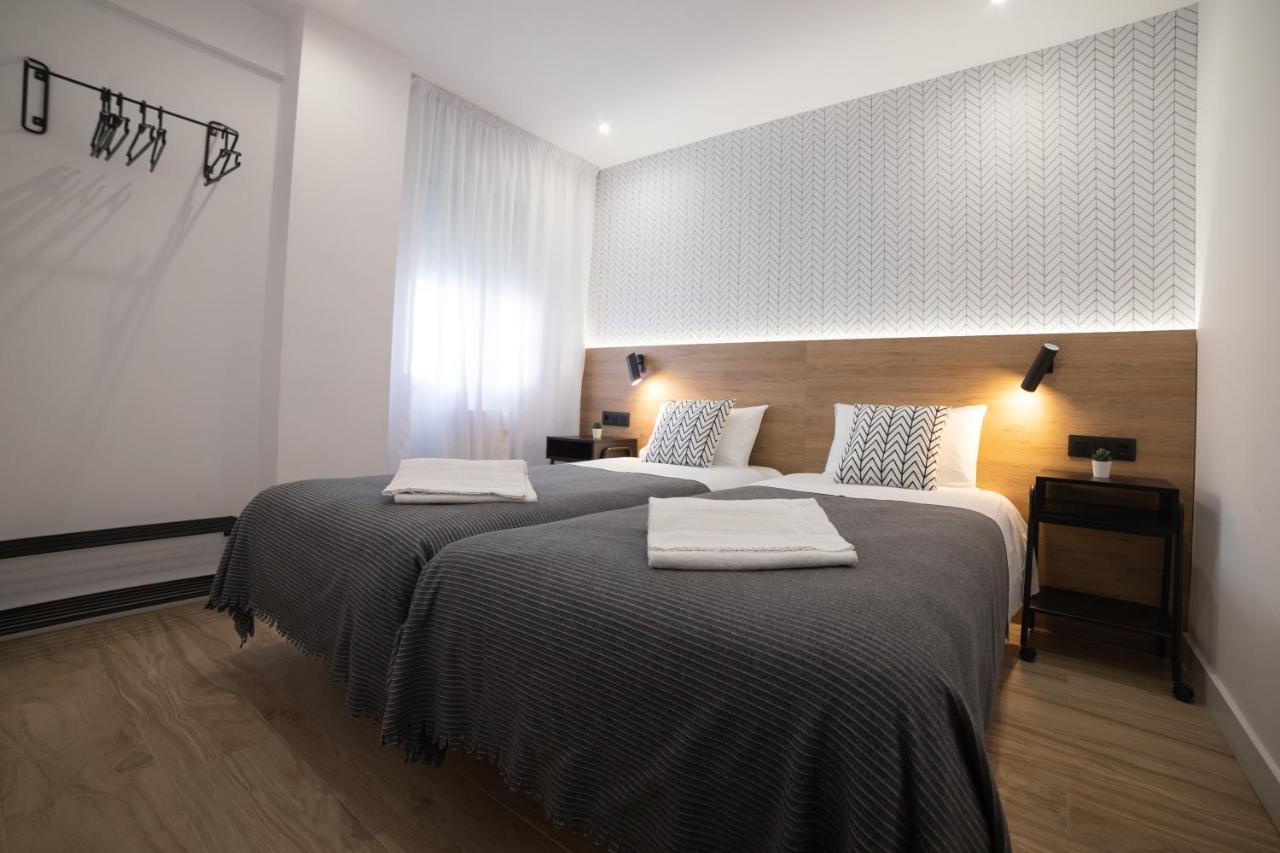Apartamento Logrono Avenida Ayuntamiento Luaran gambar